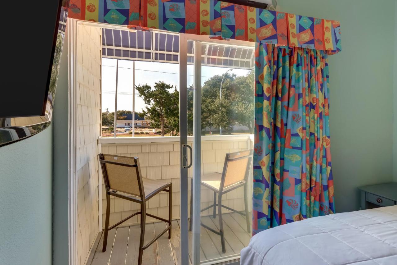 Palm Suites Atlantic Beach Exterior photo