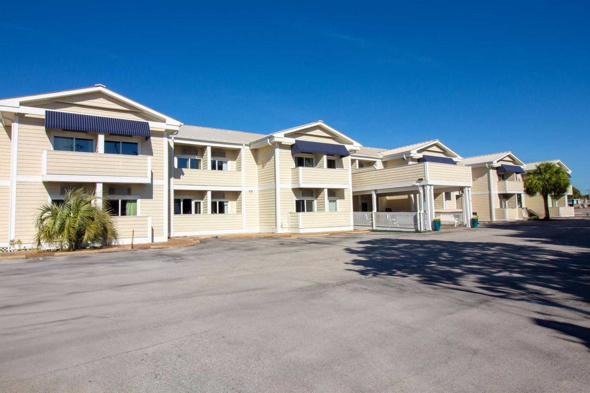 Palm Suites Atlantic Beach Exterior photo