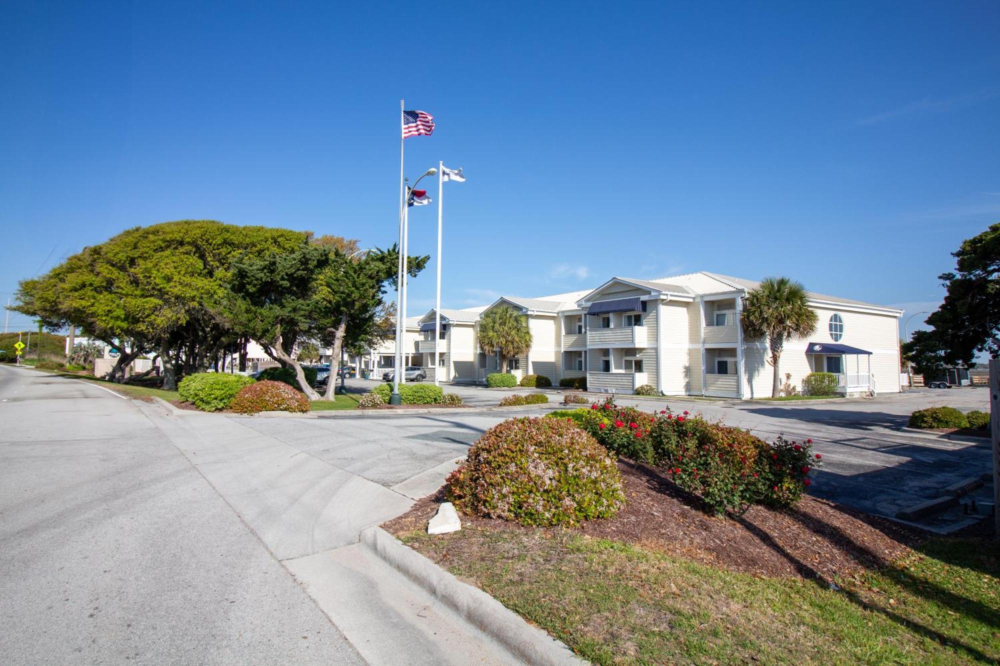 Palm Suites Atlantic Beach Exterior photo