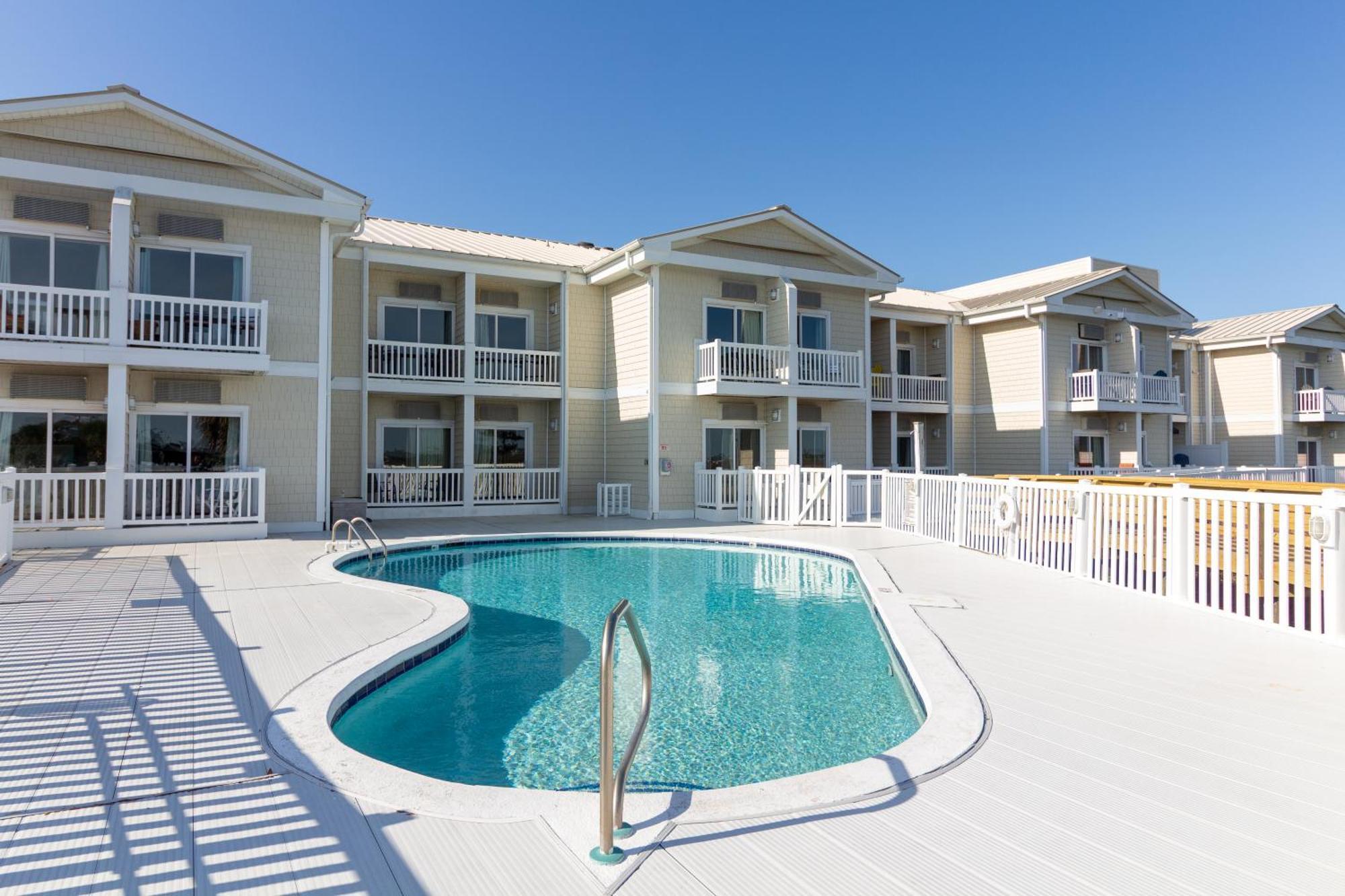 Palm Suites Atlantic Beach Exterior photo